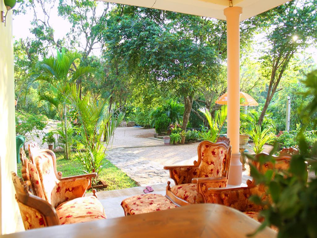 Mount View Otel Polonnaruwa Dış mekan fotoğraf