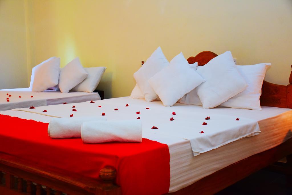 Mount View Otel Polonnaruwa Dış mekan fotoğraf