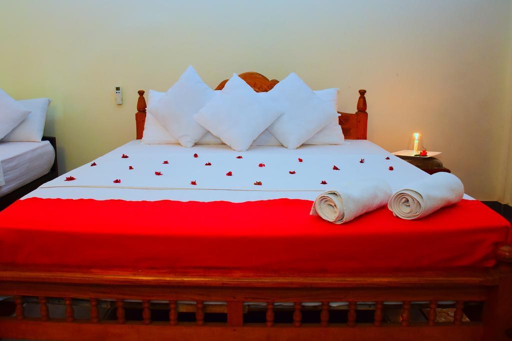 Mount View Otel Polonnaruwa Dış mekan fotoğraf