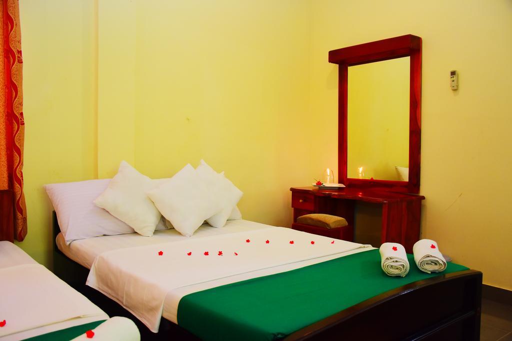 Mount View Otel Polonnaruwa Dış mekan fotoğraf